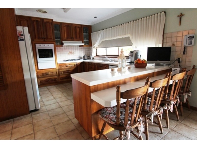 276 – 280 Midland Highway, Epsom VIC 3551