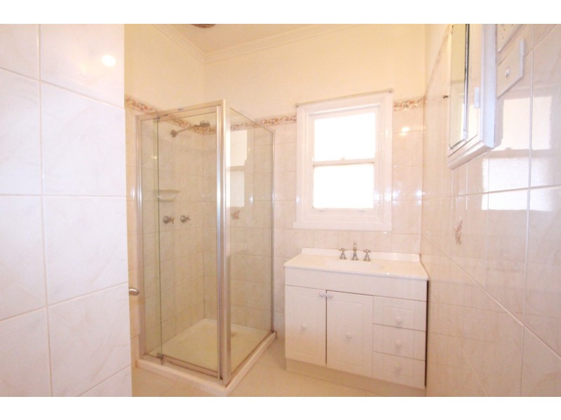 17 Royal Avenue, Kennington VIC 3550