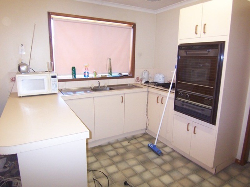 2a Specimen Hill Road, Golden Square VIC 3555