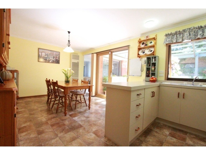 125 Osborne Street, Flora Hill VIC 3550