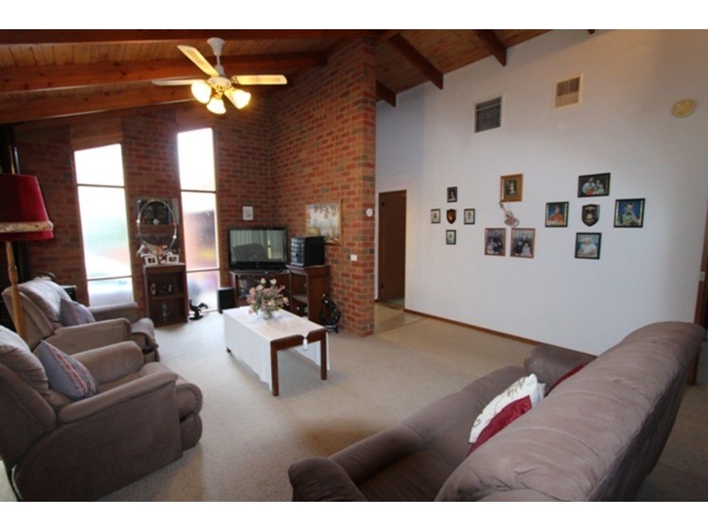 19 Rosella Avenue, Strathfieldsaye VIC 3551