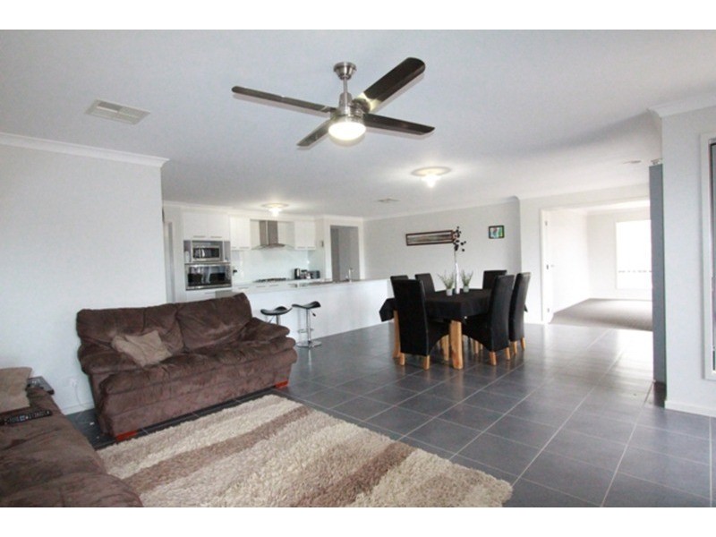 4 Stanson Place, Maiden Gully VIC 3551