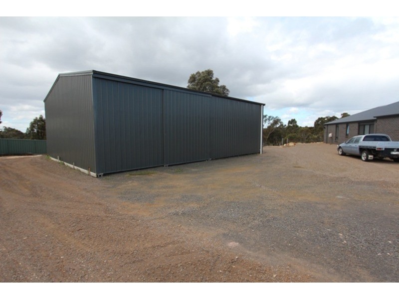 4 Stanson Place, Maiden Gully VIC 3551