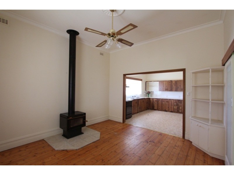 5 King  Street, Dingee VIC 3571