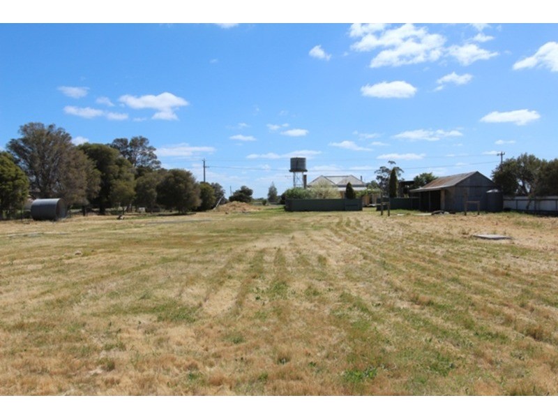 5 King  Street, Dingee VIC 3571