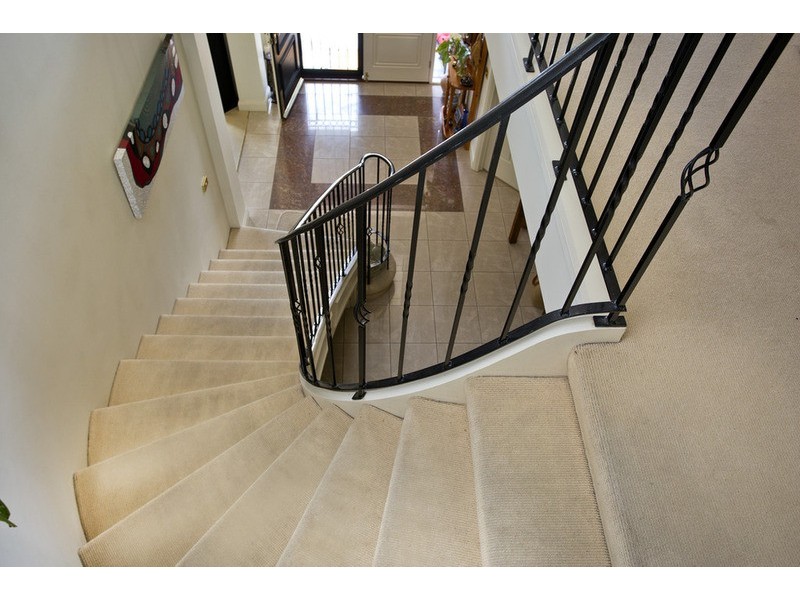 10 Paperbark Court, Strathdale VIC 3550