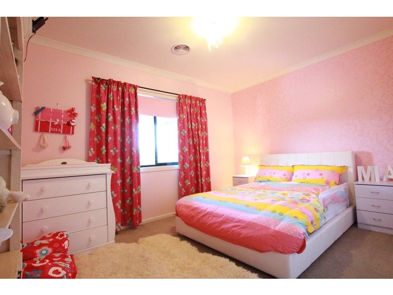 13 Arlington Court, Maiden Gully VIC 3551