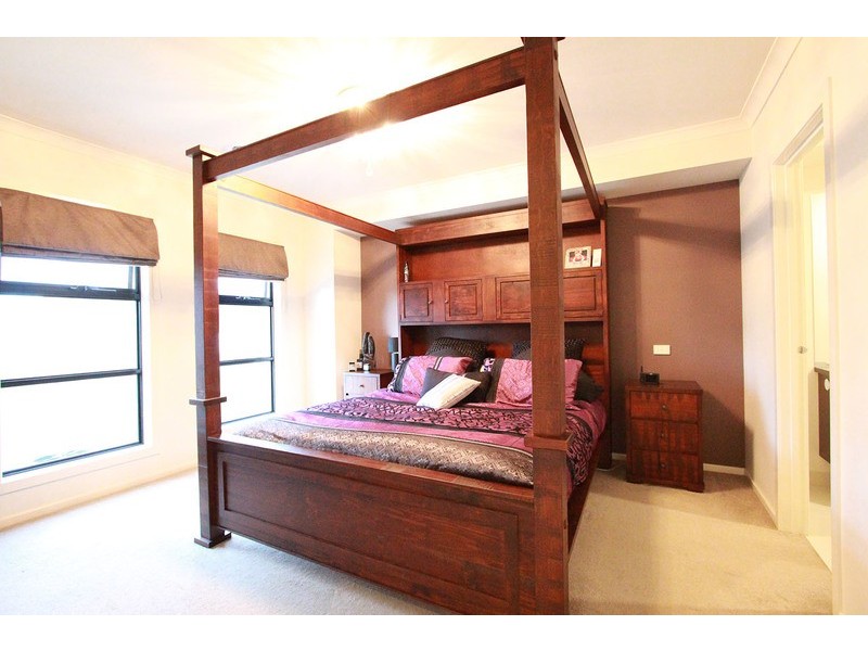 13 Arlington Court, Maiden Gully VIC 3551