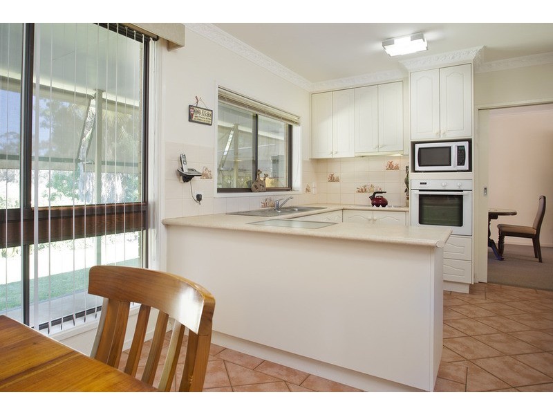 6 Midson Street, Maiden Gully VIC 3551