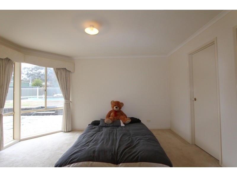 5 Abbey Close, Eaglehawk VIC 3556