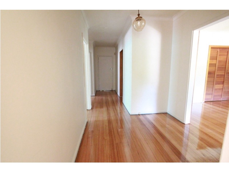 37 Mackenzie Street, Golden Square VIC 3555