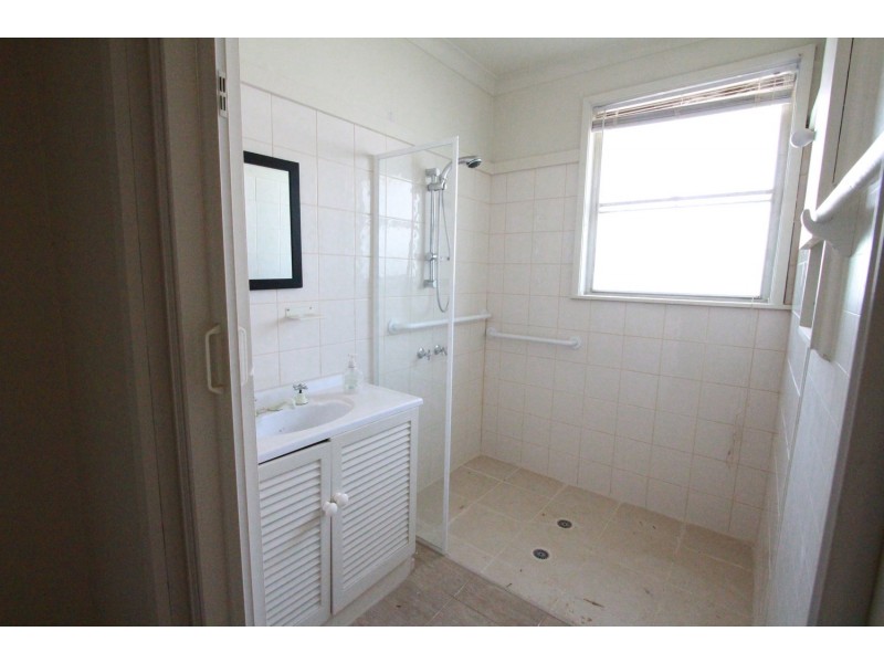 37 Mackenzie Street, Golden Square VIC 3555