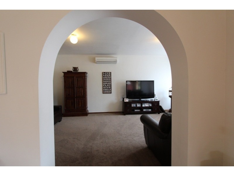 22 Olinda Street, Quarry Hill VIC 3550