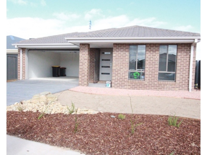 53 Greenfield Drive, Epsom VIC 3551