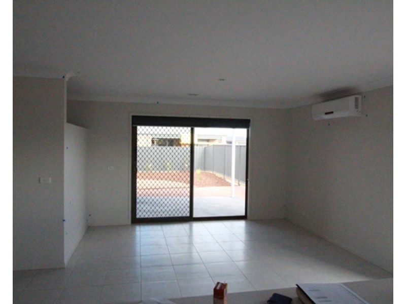 53 Greenfield Drive, Epsom VIC 3551