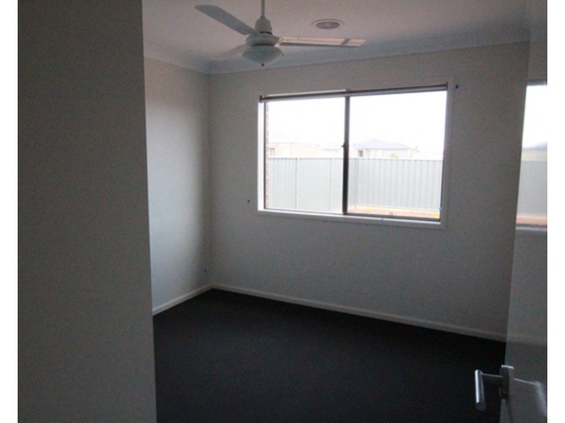 53 Greenfield Drive, Epsom VIC 3551
