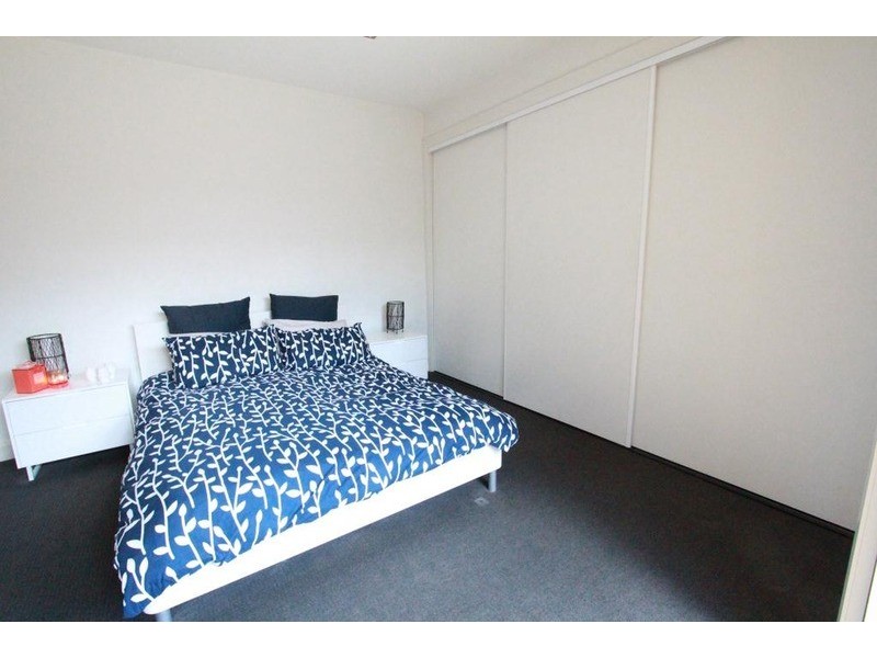 1/17 Osborne Street, Flora Hill VIC 3550