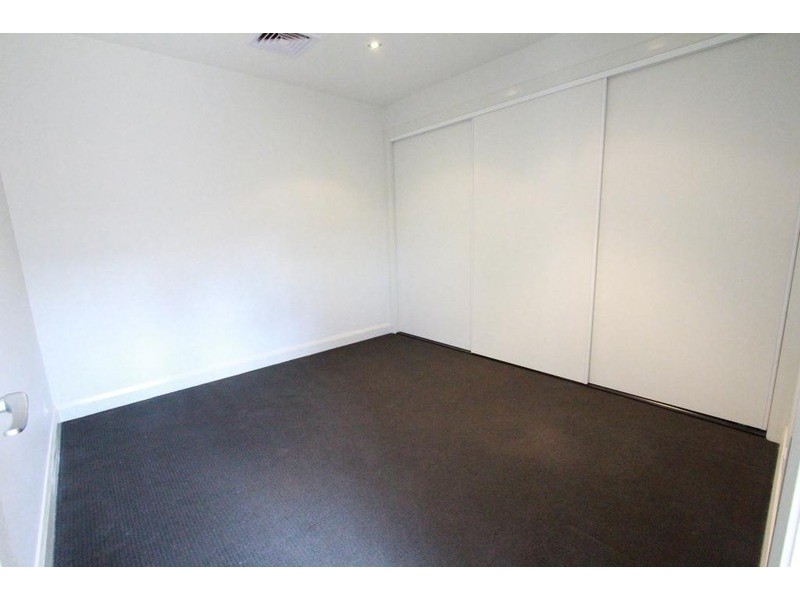 1/17 Osborne Street, Flora Hill VIC 3550