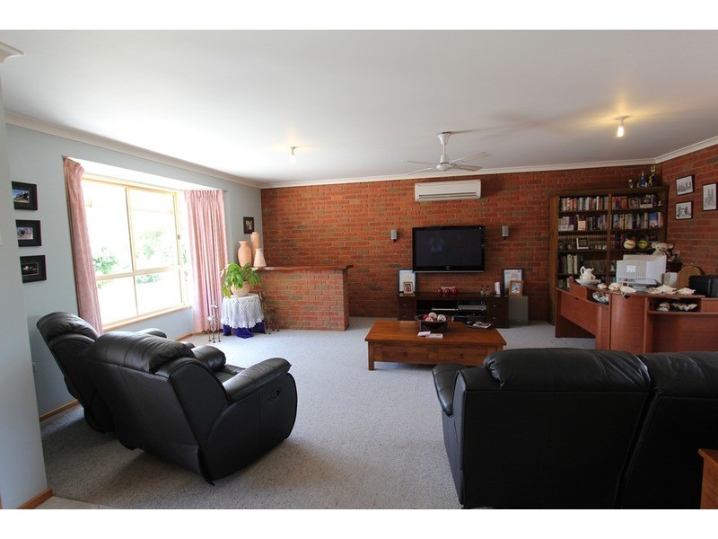 62 Kronks  Lane, Strathfieldsaye VIC 3551