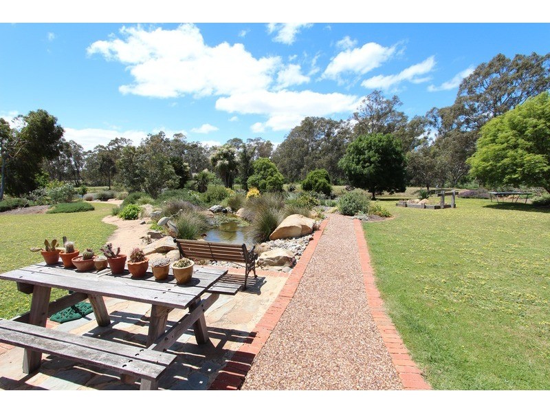 62 Kronks  Lane, Strathfieldsaye VIC 3551