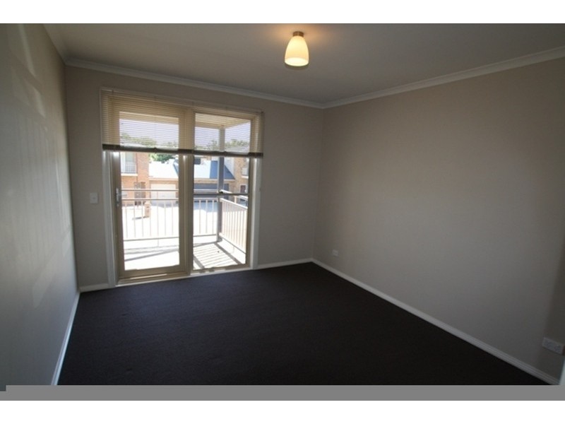 4 Wisteria Court, Quarry Hill VIC 3550