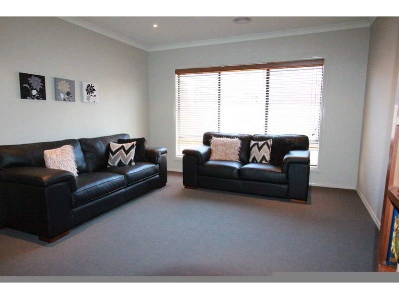 106 Amara Way, Kangaroo Flat VIC 3555