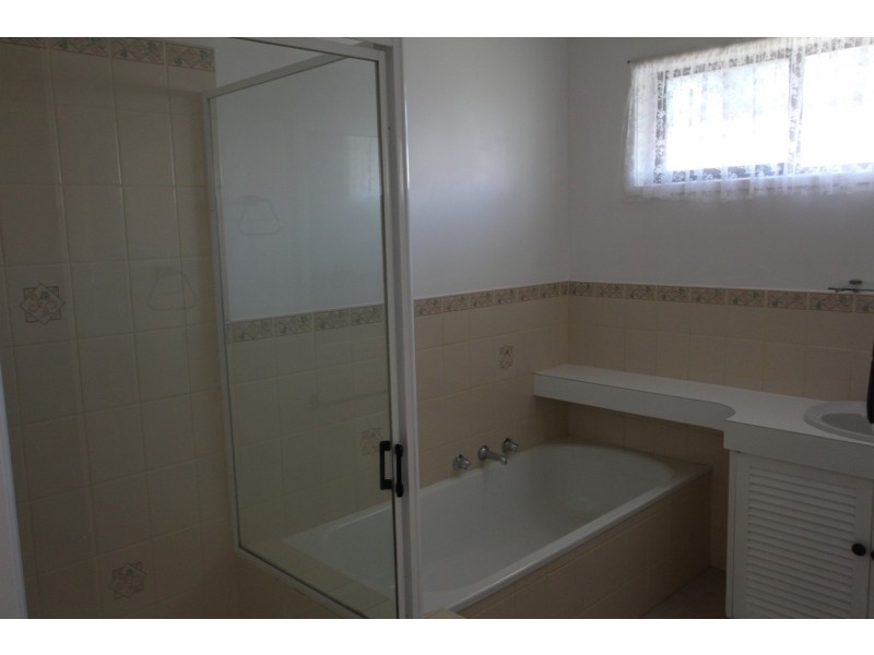 11 Nabilla Crescent, Strathdale VIC 3550