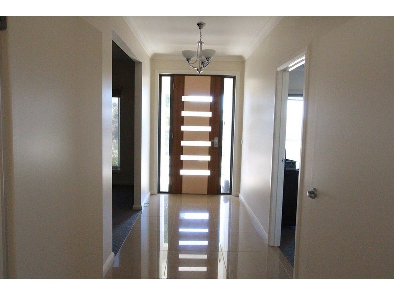 15 Arilpa Court, Kangaroo Flat VIC 3555