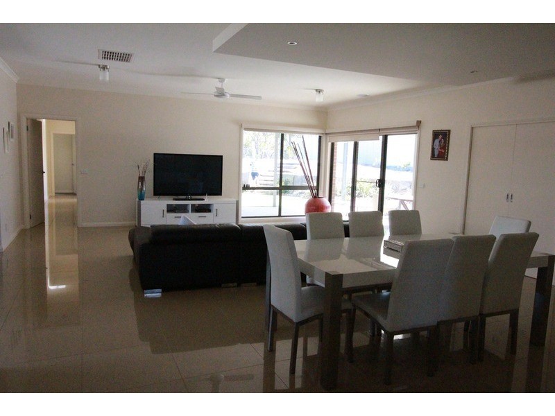 15 Arilpa Court, Kangaroo Flat VIC 3555