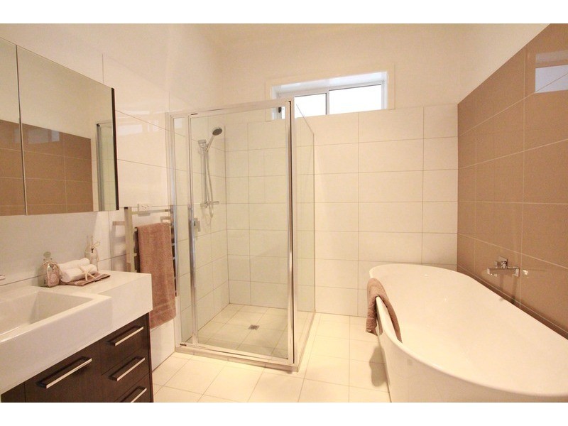 57 Russell Street, Quarry Hill VIC 3550