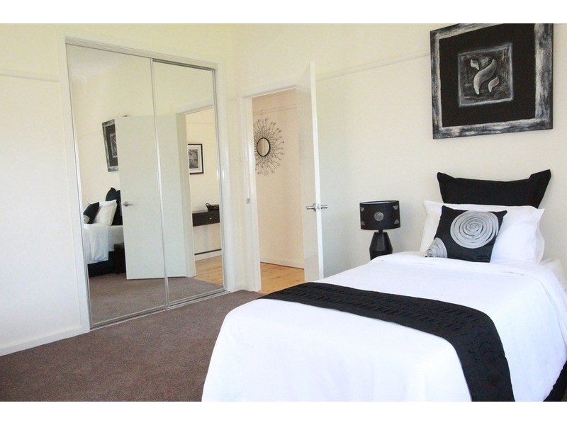 57 Russell Street, Quarry Hill VIC 3550