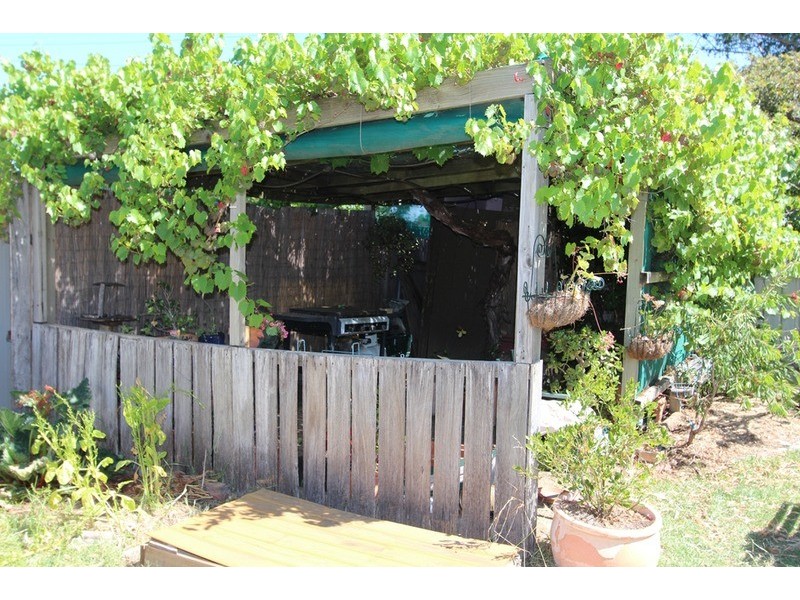 61 Somerville Street, Flora Hill VIC 3550