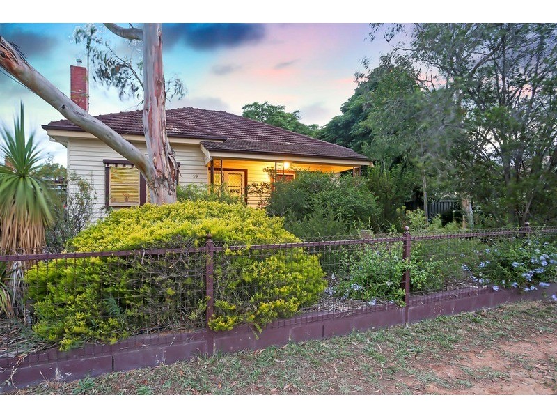 19 Church Street, Eaglehawk VIC 3556