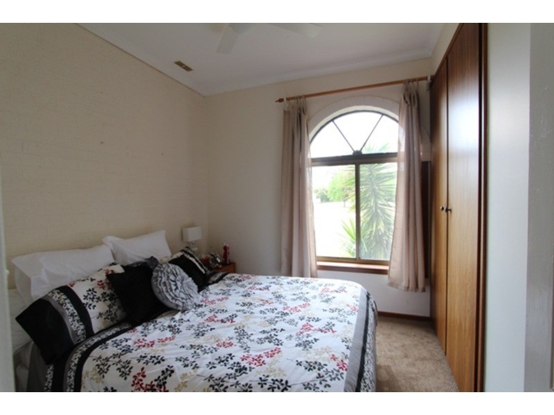 22 Olinda Street, Quarry Hill VIC 3550