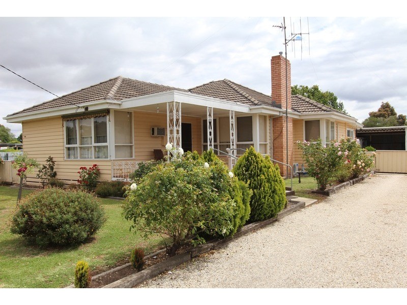 196 High  Street, Heathcote VIC 3523