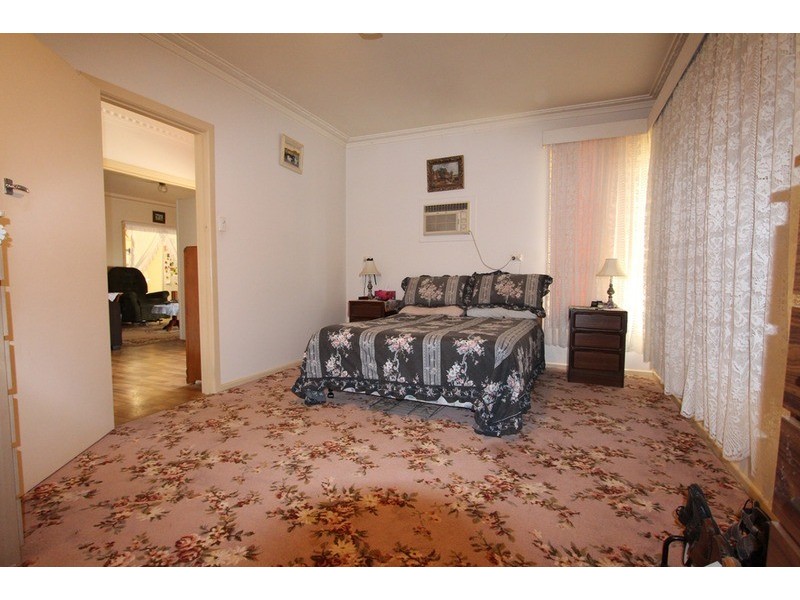 196 High  Street, Heathcote VIC 3523