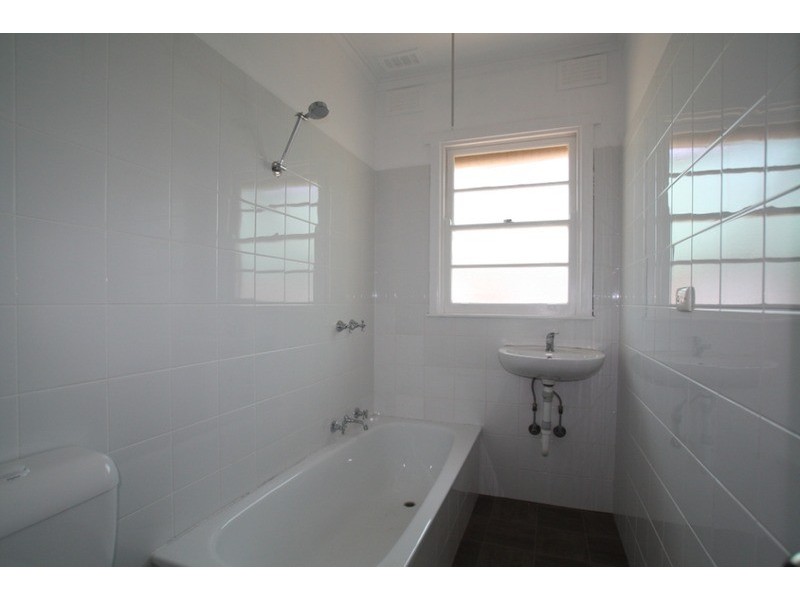 20 Woolcock Street, Kangaroo Flat VIC 3555