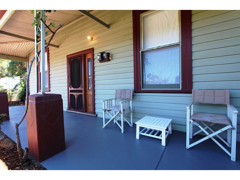 32 Breen  Street, Quarry Hill VIC 3550