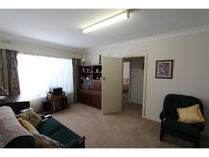 11 Kinross  Street, Long Gully VIC 3550