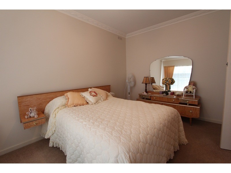 11 Kinross  Street, Long Gully VIC 3550