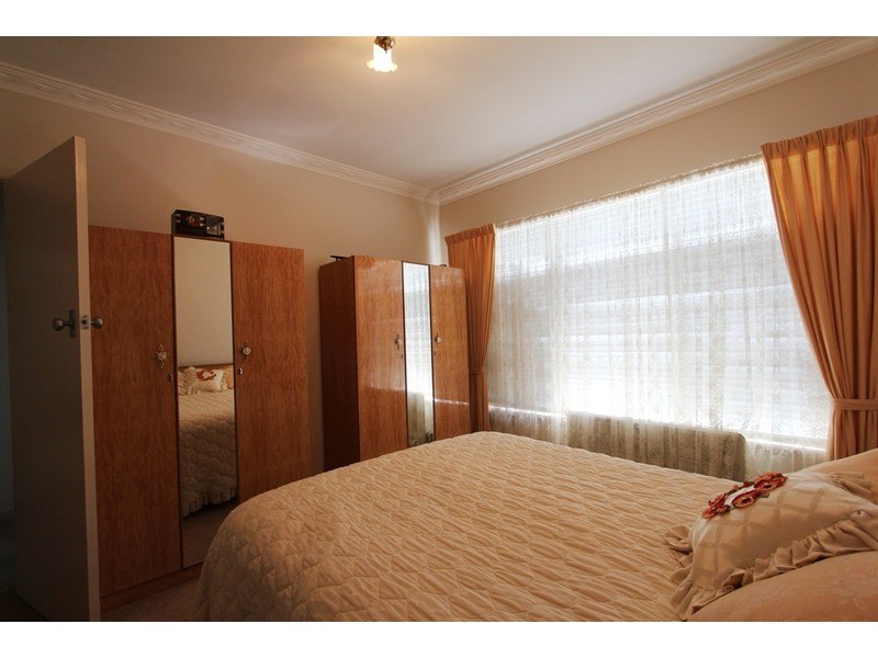 11 Kinross  Street, Long Gully VIC 3550