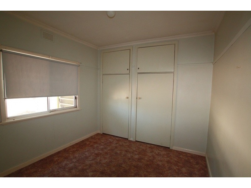 8 Hewitt Avenue, Kennington VIC 3550