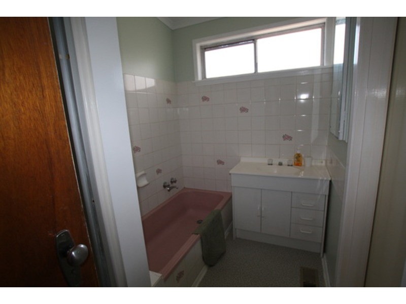 16 McColl Street, Ironbark VIC 3550