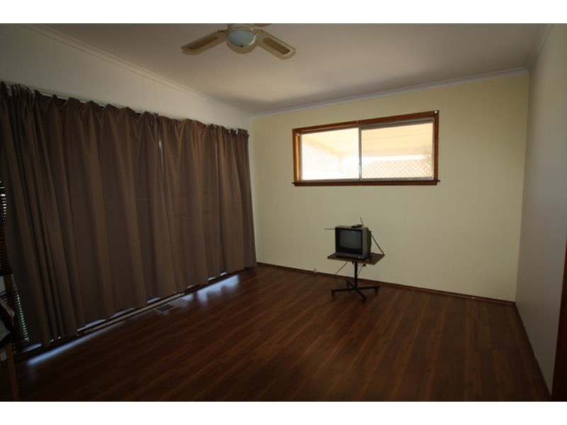 16 McColl Street, Ironbark VIC 3550