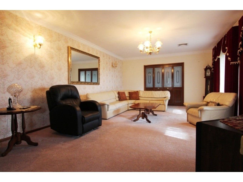 276 – 280 Midland Highway, Epsom VIC 3551