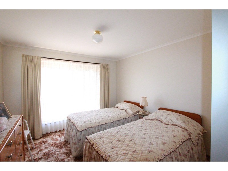 4 William Drive, Kangaroo Flat VIC 3555