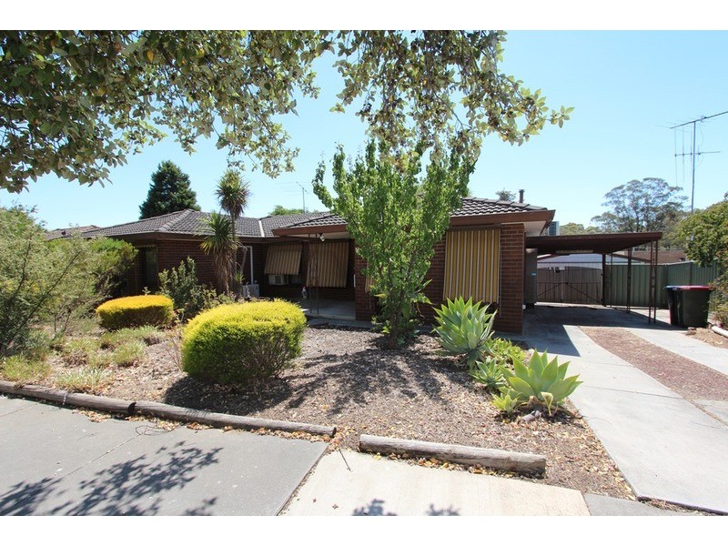 14 Reception Avenue, Strathdale VIC 3550