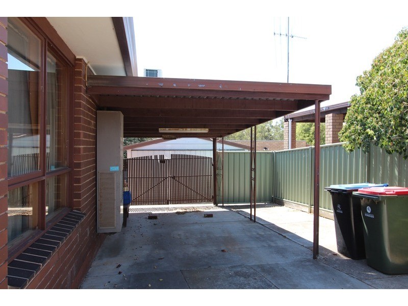 14 Reception Avenue, Strathdale VIC 3550