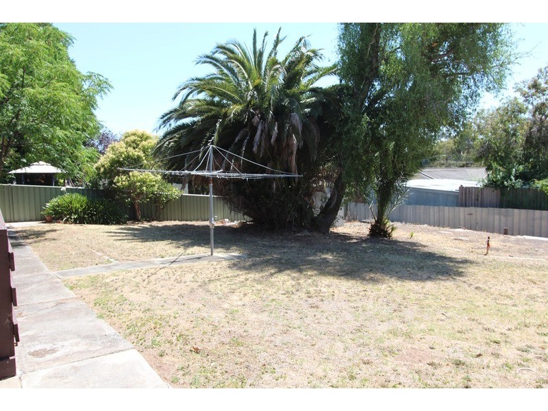 14 Reception Avenue, Strathdale VIC 3550