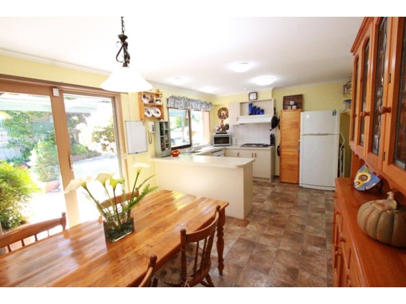 125 Osborne Street, Flora Hill VIC 3550
